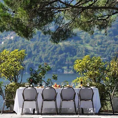 Lovely * Como